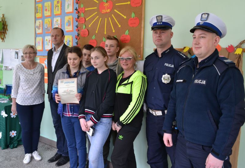 Zwycięzcy w kategorii szkół podstawowych zdjęcie