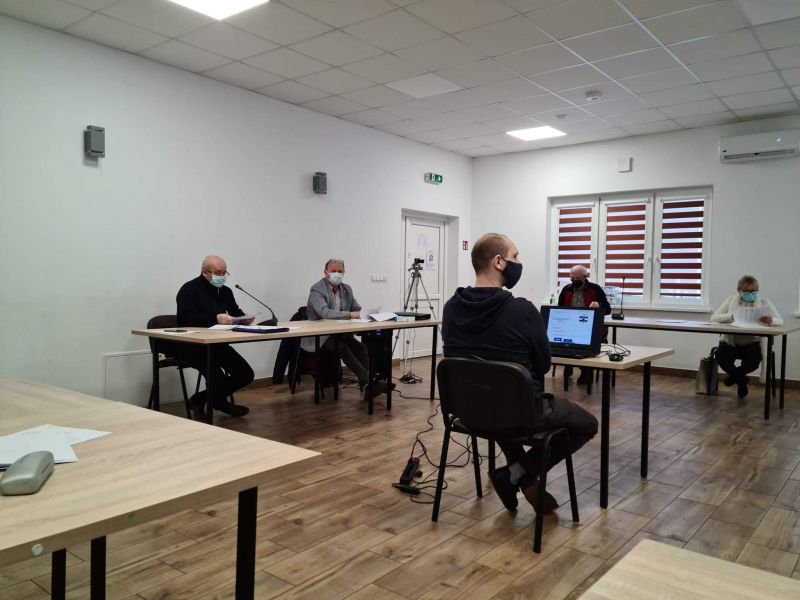 Obrady 16 sesji Na zdjęciu Rad...