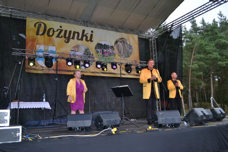 występ zespołu Bayer Full